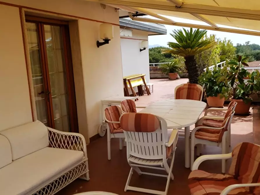 Immagine 30 di Mansarda in affitto  a Massa