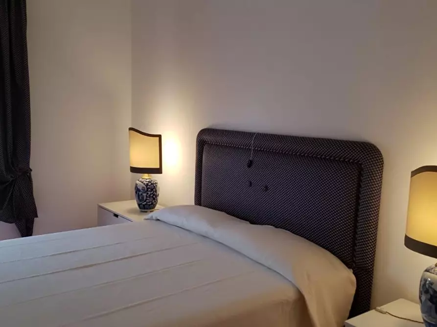 Immagine 8 di Mansarda in affitto  a Massa