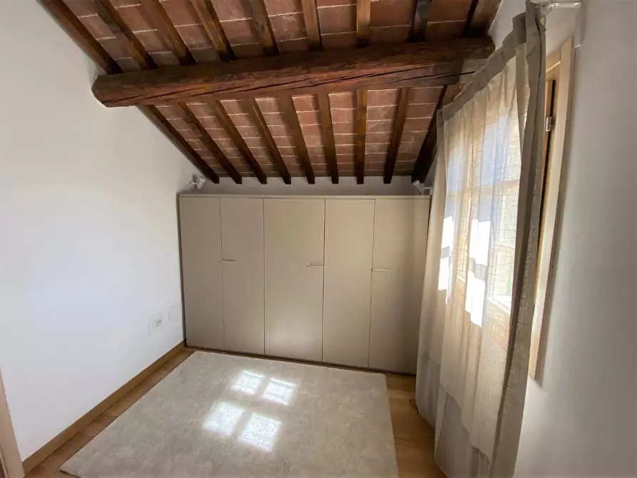 Immagine 13 di Casa semindipendente in affitto  a Lucca