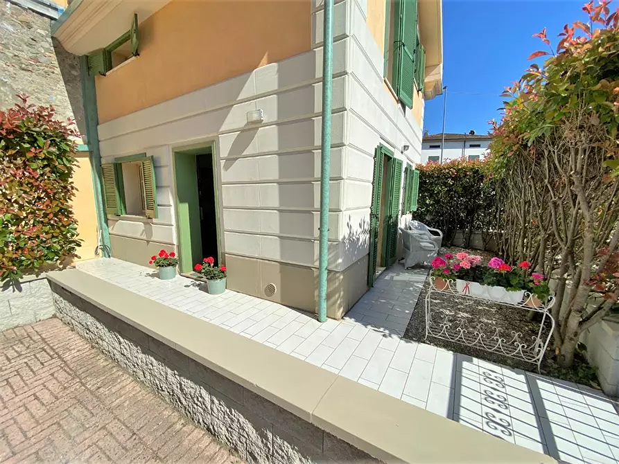 Immagine 20 di Casa semindipendente in affitto  a Lucca