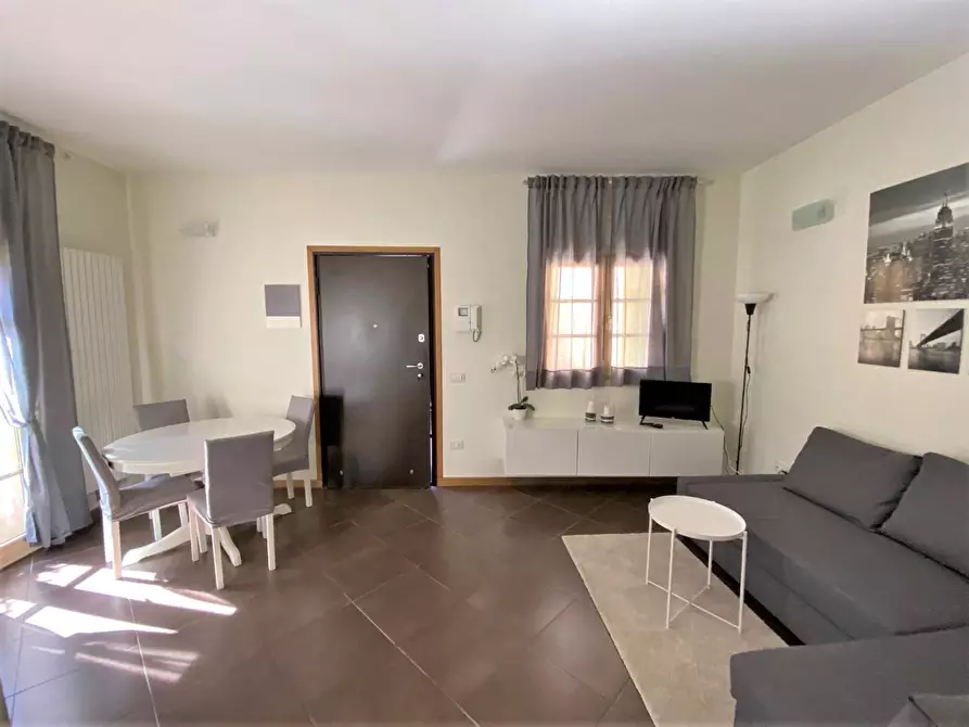 Immagine 4 di Casa semindipendente in affitto  a Lucca