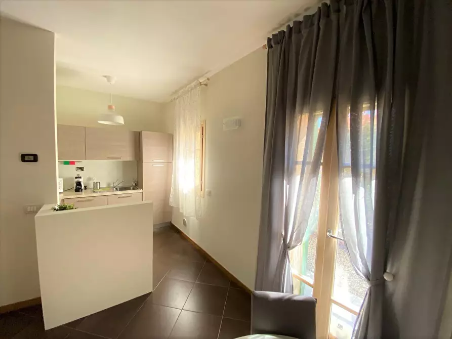 Immagine 5 di Casa semindipendente in affitto  a Lucca