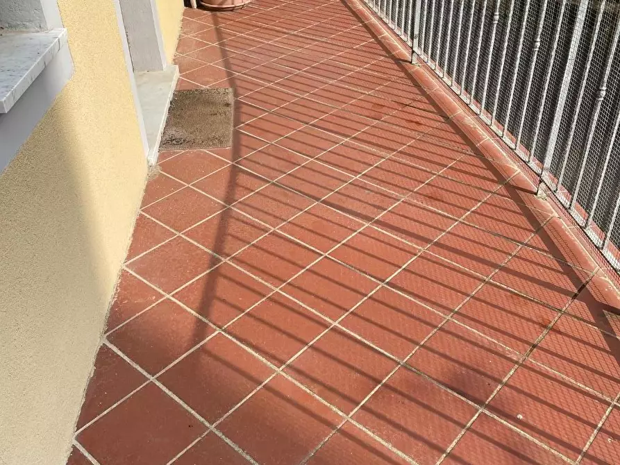 Immagine 21 di Terratetto in vendita  a Montignoso