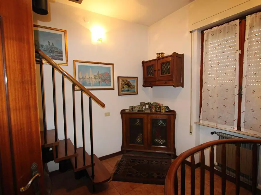 Immagine 36 di Villa in vendita  a Bolano