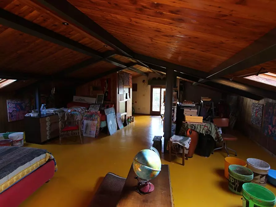 Immagine 35 di Villa in vendita  a Bolano