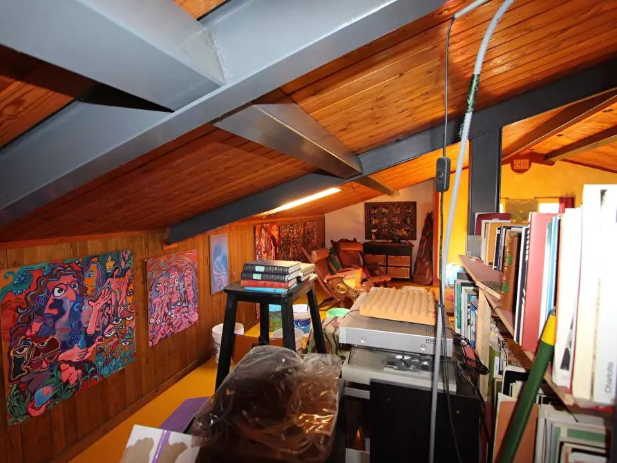 Immagine 28 di Villa in vendita  a Bolano