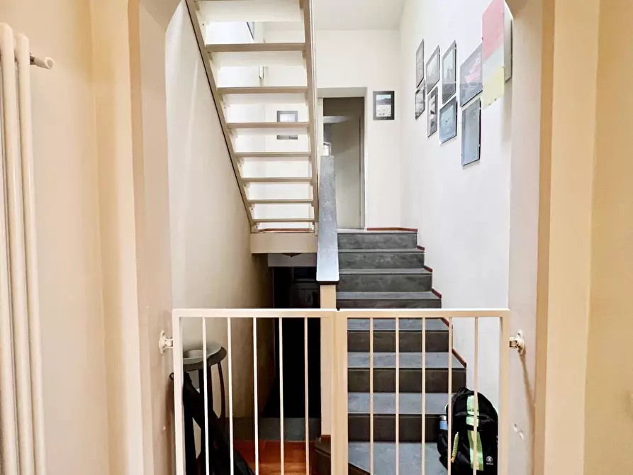 Immagine 18 di Villa in vendita  a Cascina