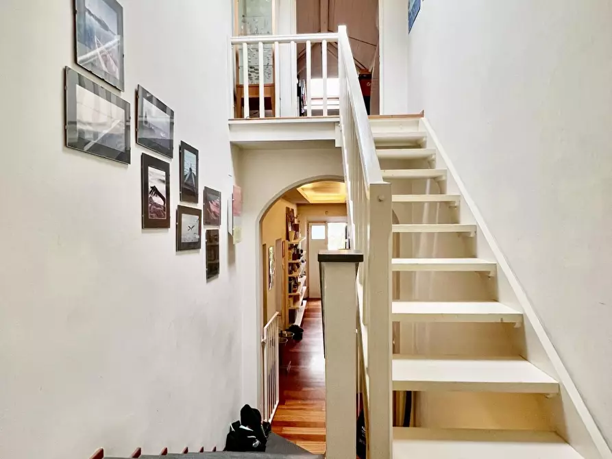 Immagine 24 di Villa in vendita  a Cascina