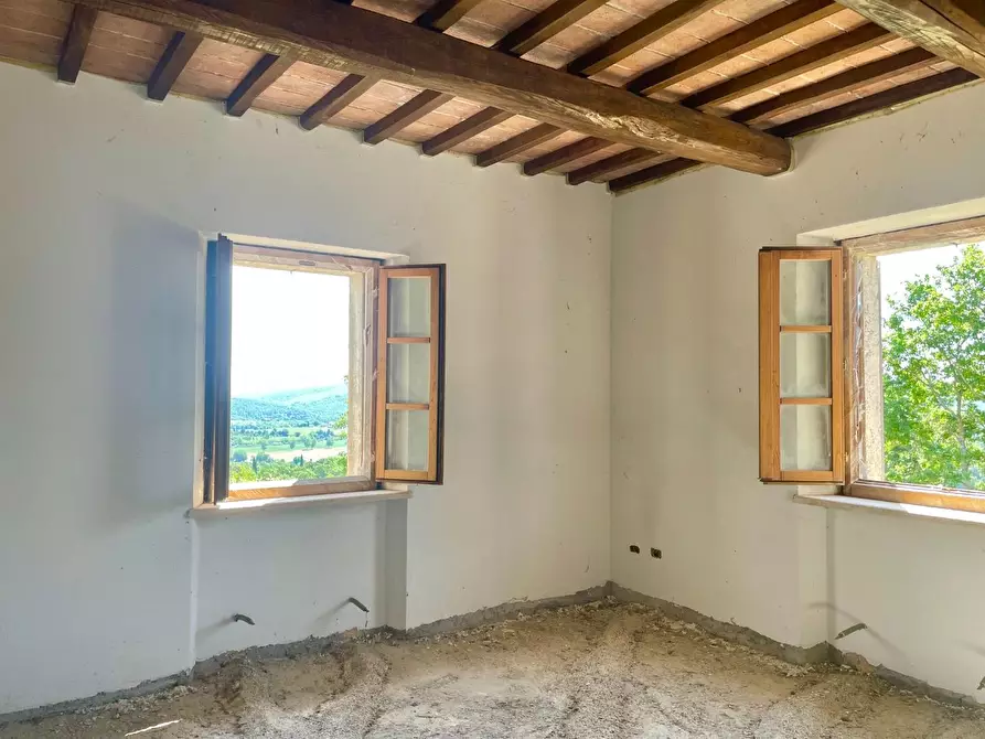 Immagine 18 di Casa colonica in vendita  a Rapolano Terme