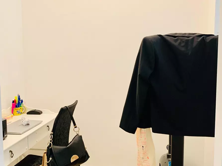 Immagine 13 di Appartamento in vendita  a Empoli