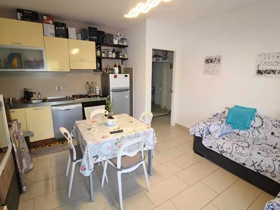 Immagine 10 di Appartamento in vendita  a Pontedera