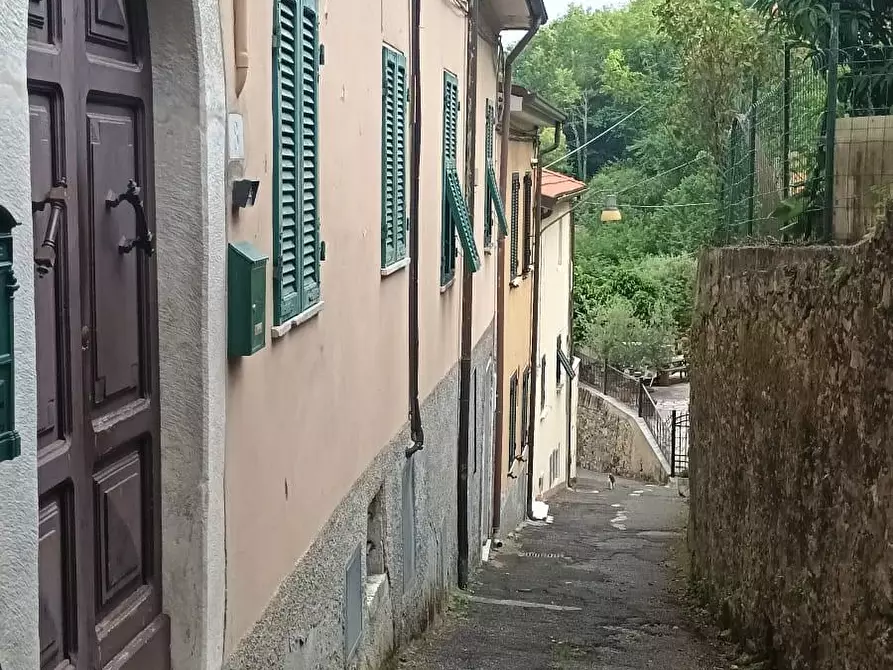 Immagine 8 di Appartamento in vendita  a Carrara