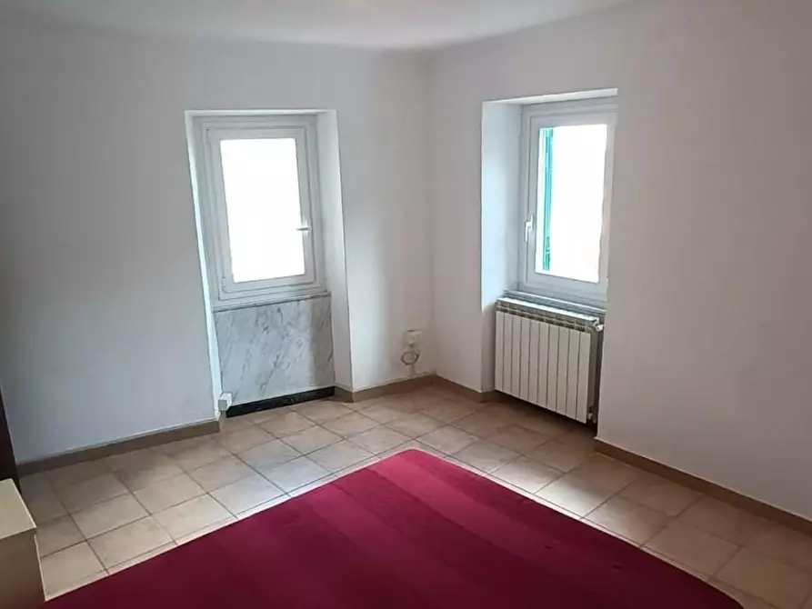 Immagine 4 di Appartamento in vendita  a Carrara