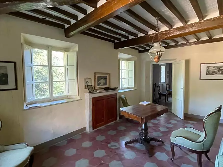 Immagine 41 di Villa in vendita  a Pescaglia