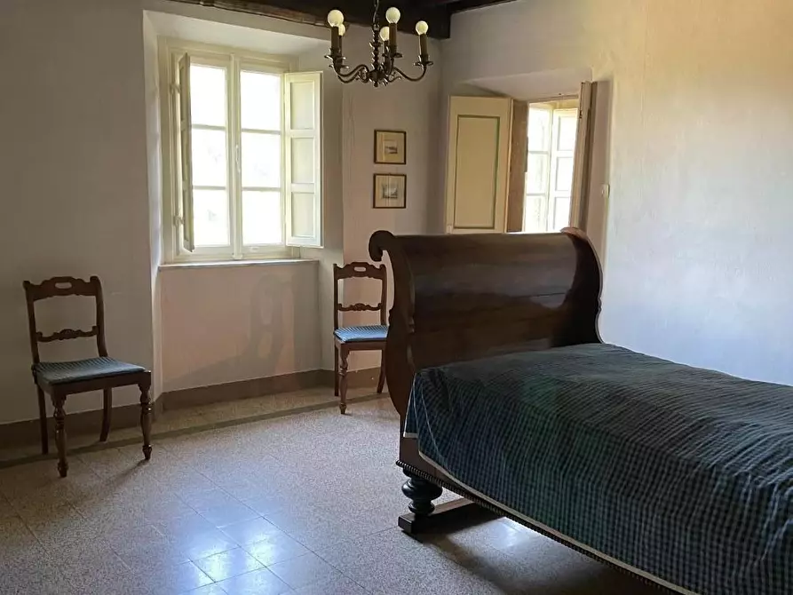 Immagine 38 di Villa in vendita  a Pescaglia