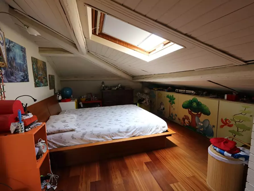 Immagine 23 di Villa in vendita  a Cascina