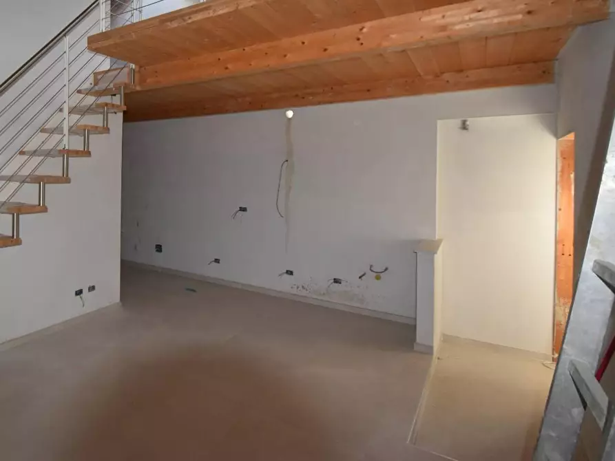 Immagine 8 di Appartamento in vendita  a Viareggio