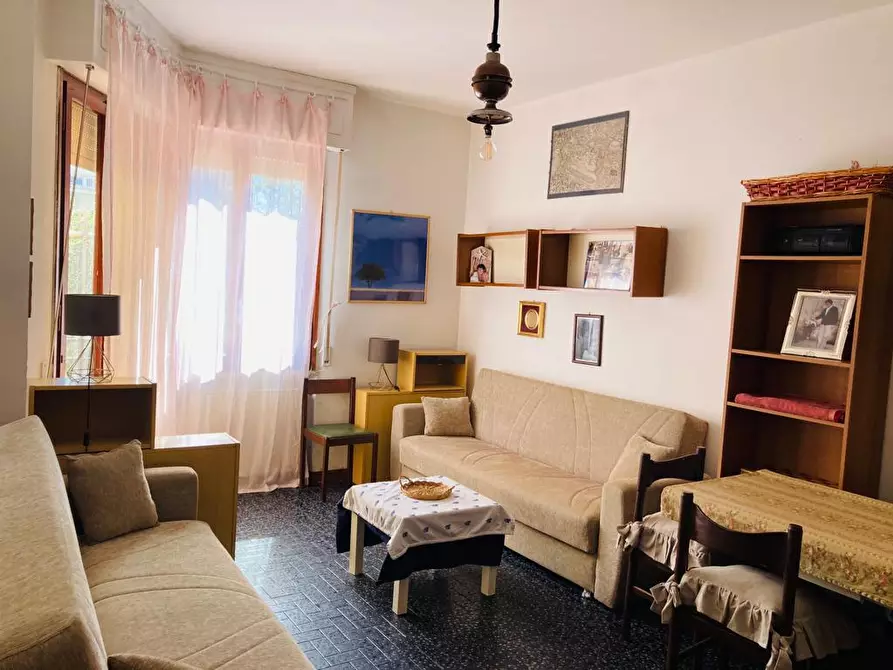 Immagine 2 di Appartamento in vendita  a Massa