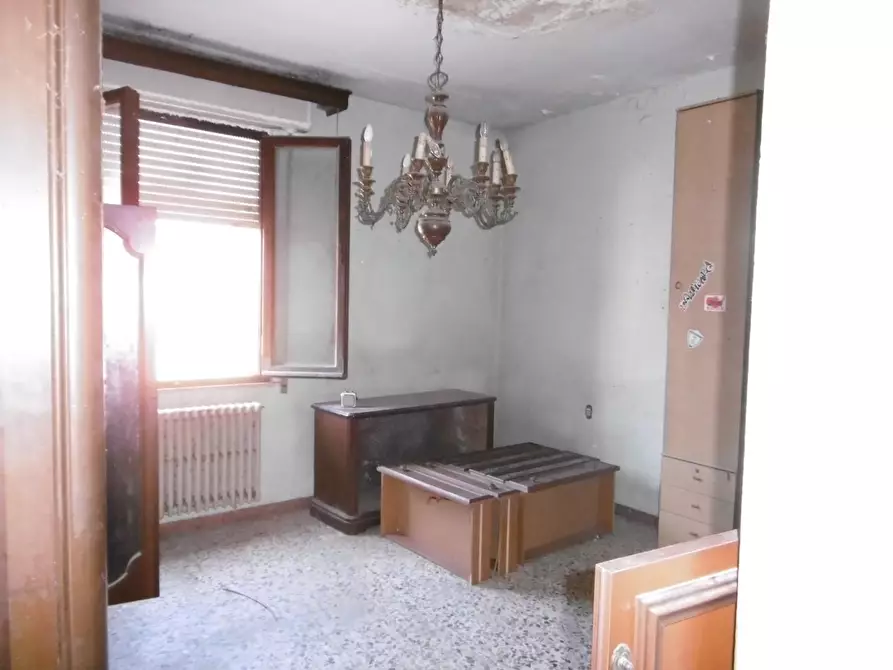 Immagine 3 di Villetta a schiera in vendita  a Capraia E Limite