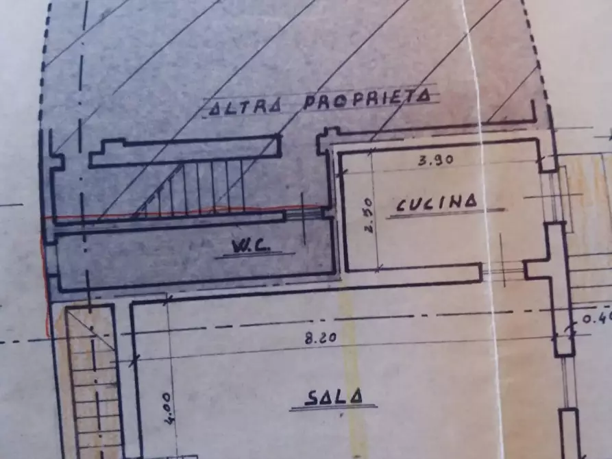 Immagine 12 di Casa semindipendente in vendita  a Carrara