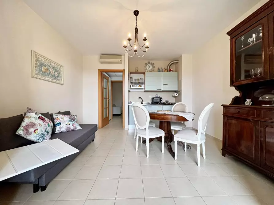 Immagine 4 di Appartamento in vendita  a Pisa