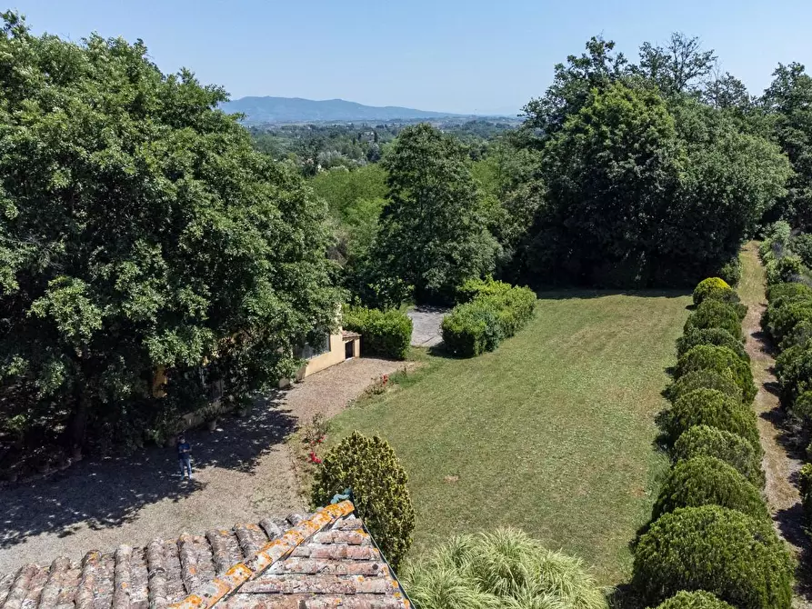 Immagine 3 di Villa in vendita  a Fucecchio