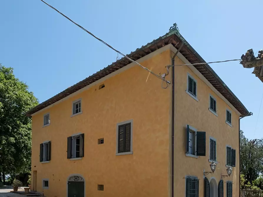 Immagine 5 di Villa in vendita  a Fucecchio