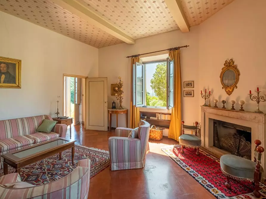 Immagine 15 di Villa in vendita  a Fucecchio