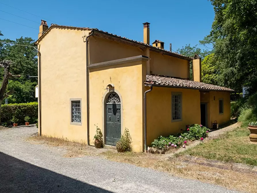 Immagine 9 di Villa in vendita  a Fucecchio