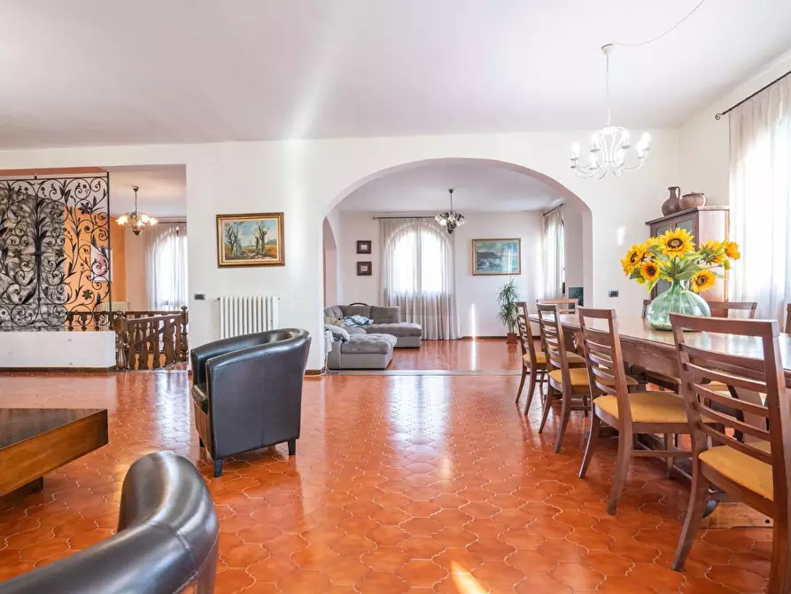 Immagine 11 di Casa bifamiliare in vendita  a Calcinaia