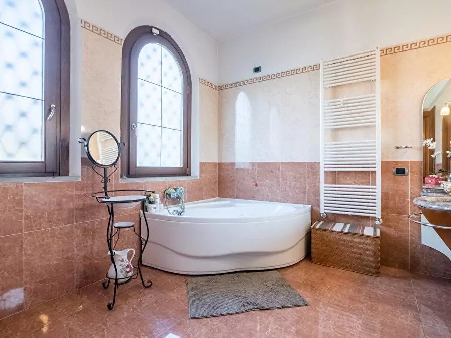 Immagine 19 di Casa bifamiliare in vendita  a Calcinaia