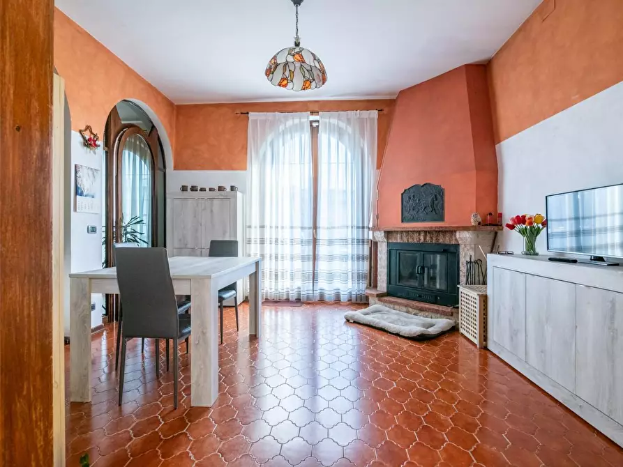 Immagine 27 di Casa bifamiliare in vendita  a Pontedera