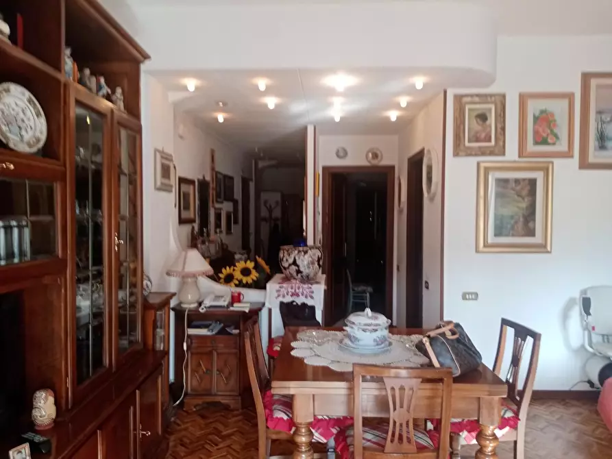 Immagine 3 di Appartamento in vendita  a Aulla