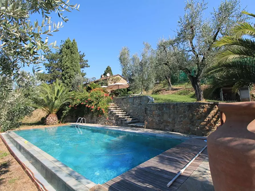 Immagine 27 di Casa colonica in vendita  a Larciano