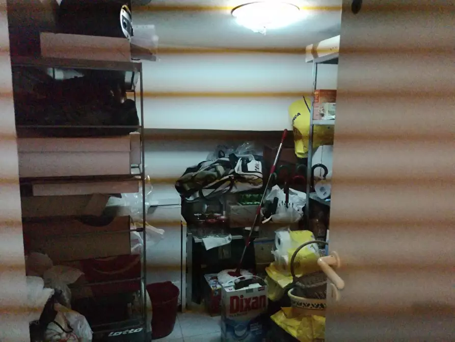 Immagine 15 di Appartamento in vendita  a Massa