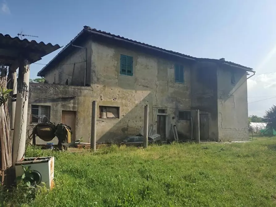 Immagine 10 di Rustico / casale in vendita  a Santa Maria A Monte