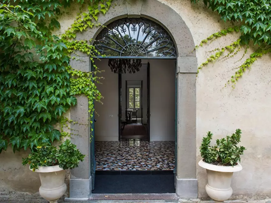 Immagine 13 di Immobile di prestigio in vendita  a Pisa