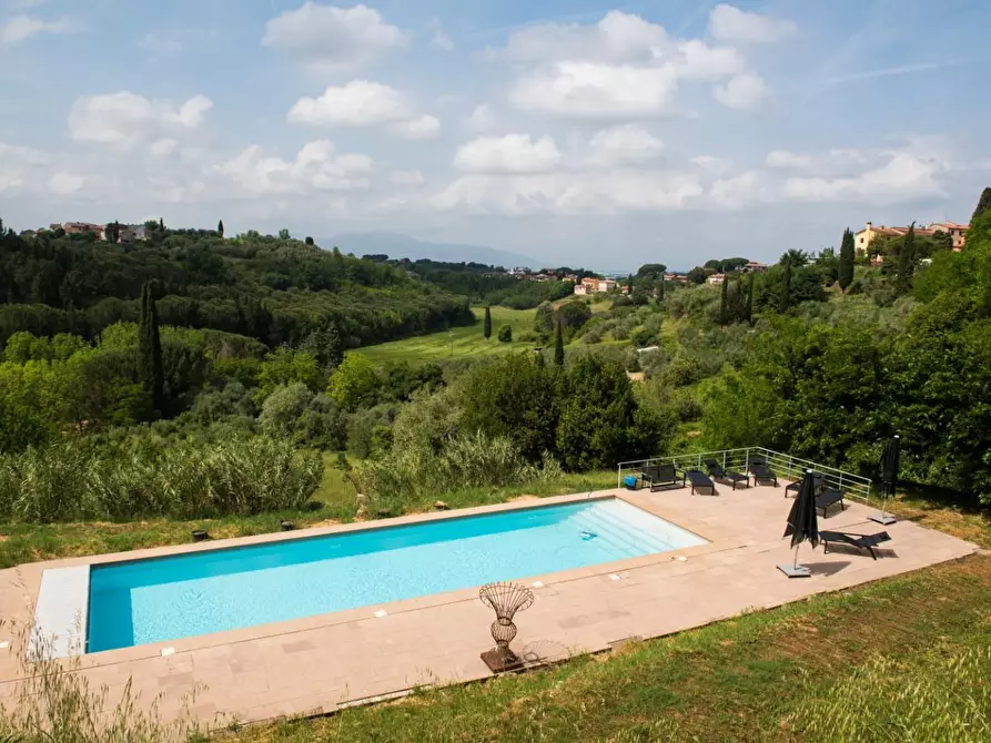 Immagine 2 di Immobile di prestigio in vendita  a Pisa