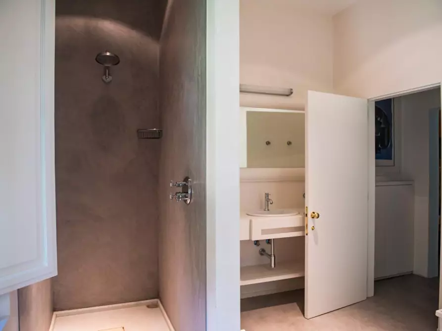 Immagine 56 di Immobile di prestigio in vendita  a Pisa