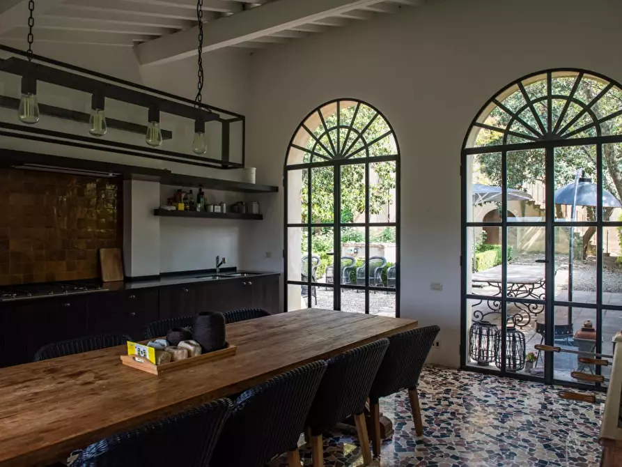 Immagine 8 di Immobile di prestigio in vendita  a Pisa