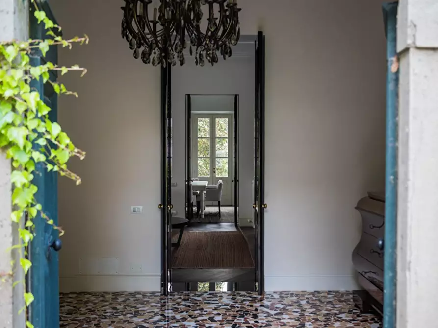 Immagine 14 di Immobile di prestigio in vendita  a Pisa