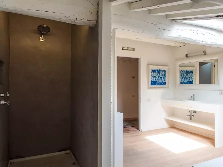 Immagine 68 di Immobile di prestigio in vendita  a Pisa