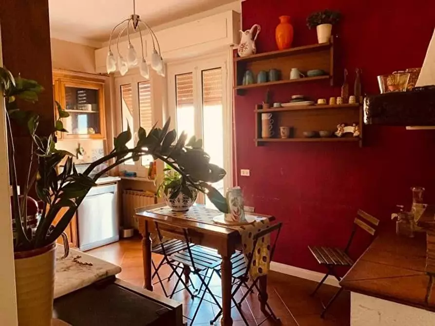 Immagine 3 di Mansarda in vendita  a Carrara