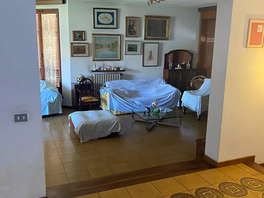 Immagine 5 di Villa in vendita  a Empoli