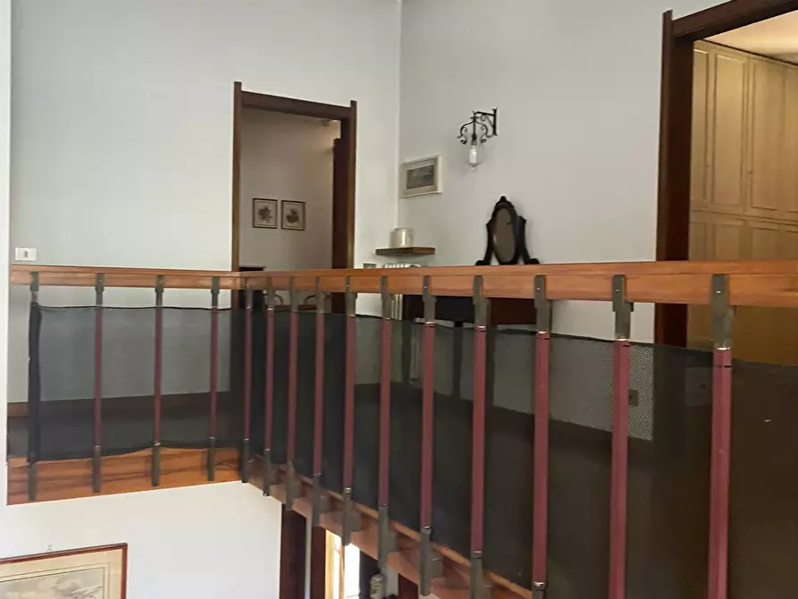 Immagine 18 di Villa in vendita  a Empoli