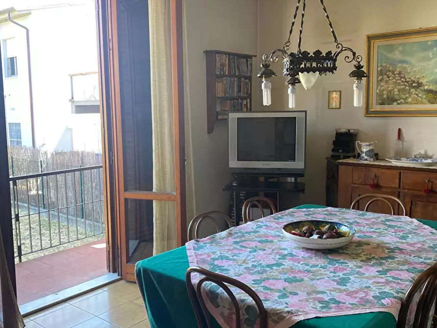 Immagine 9 di Villa in vendita  a Empoli