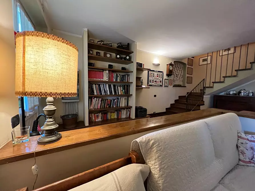 Immagine 34 di Agriturismo in vendita  a Castelnuovo Magra