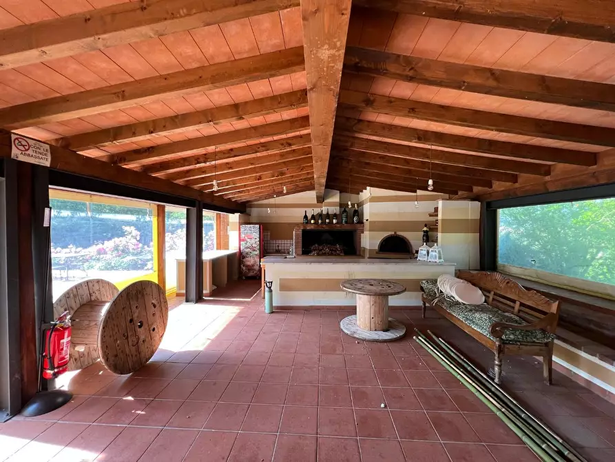Immagine 13 di Agriturismo in vendita  a Castelnuovo Magra
