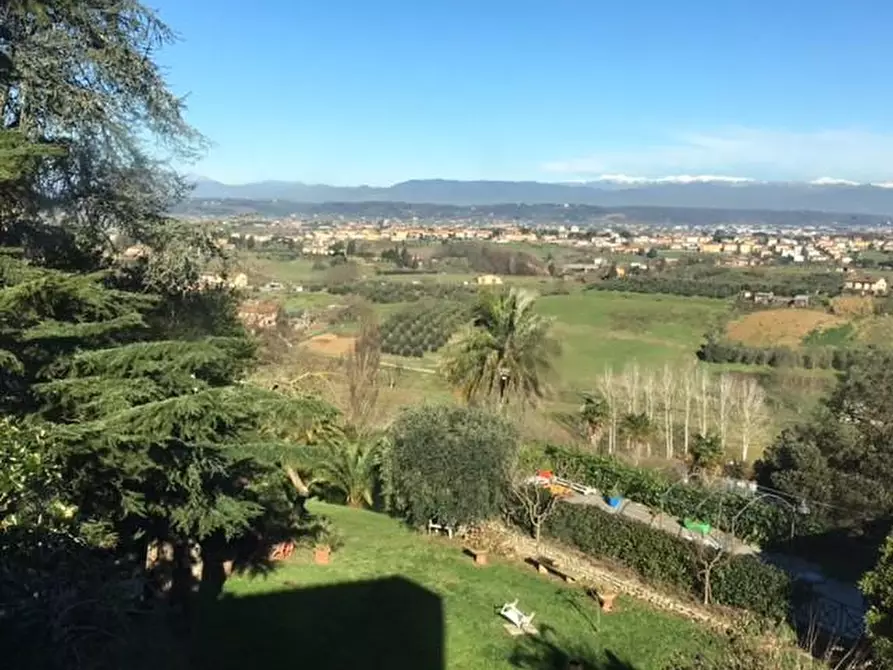 Immagine 11 di Appartamento in vendita  a Montopoli In Val D'arno