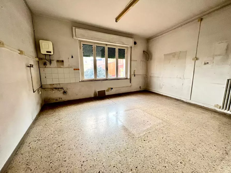 Immagine 20 di Appartamento in vendita  a Pontedera